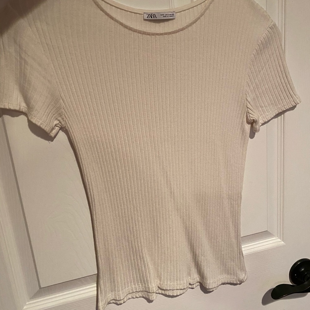 Zara Ribbed Short Sleeve Tee in Cream